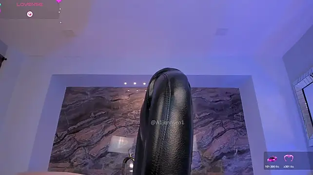 AllyJensen webcam