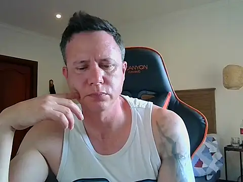 TroyDieselXXX webcam