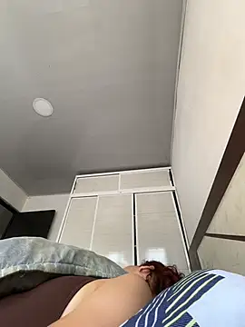 RED_VIOLETH webcam