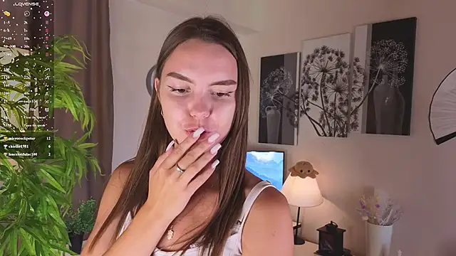 Nicole_Keller webcam