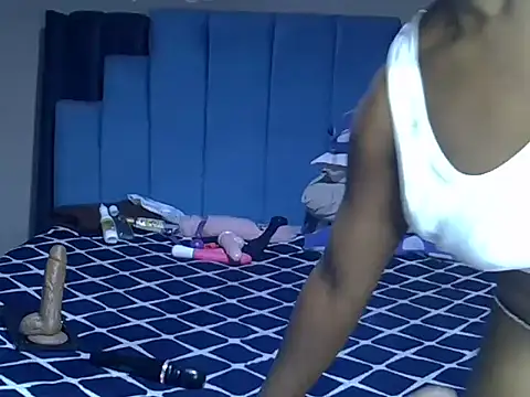 melanin_moon webcam