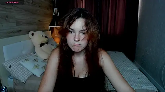 LeyaaStarr live cam on StripChat