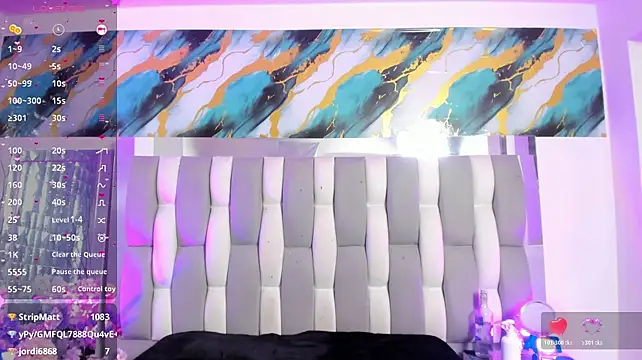 IsaDiiaz live cam on StripChat