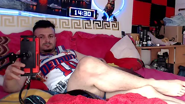 Hugec0ck007 webcam