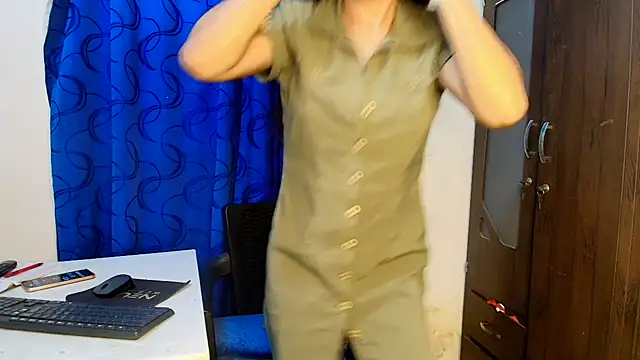 Oh_Tique webcam