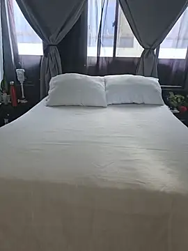 Adrilovechocolate webcam