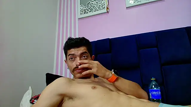 taylor_Stele