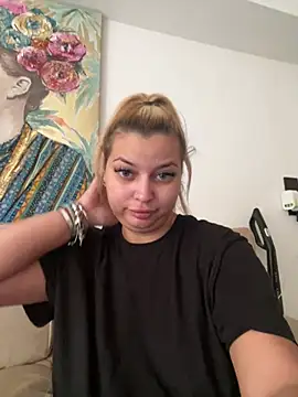 AllysonK webcam