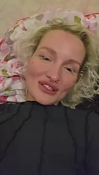 KateMonroe webcam