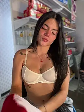 PamelaJonsom_ webcam