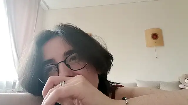 TameshaCreggett webcam