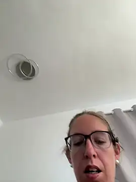 Nayra_Foxx webcam