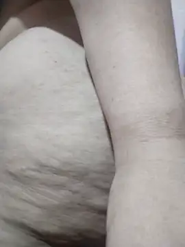 Mama_Queeen_9 webcam