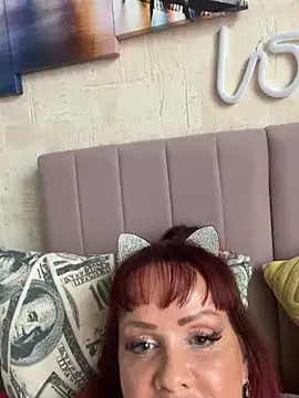 Lolaley2 webcam