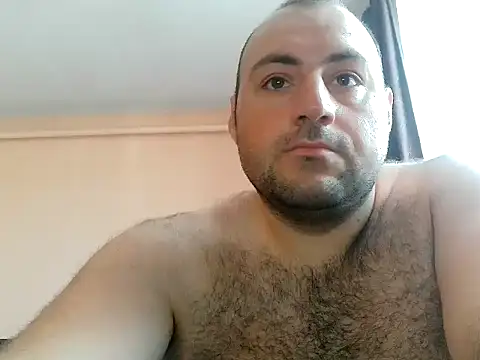 StrictBobby webcam