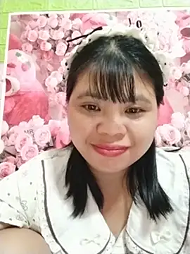 xuka_lyss (F young) - ♥️ nụ hôn 😘😘😘