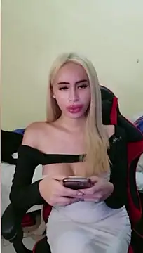 celest_yummy webcam