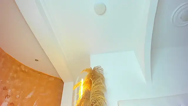 APRILL_FOXX webcam