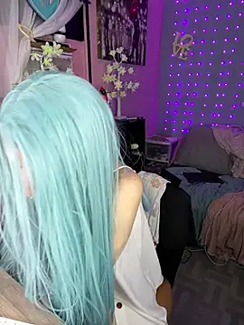 LashOutHeartlessP live cam on StripChat