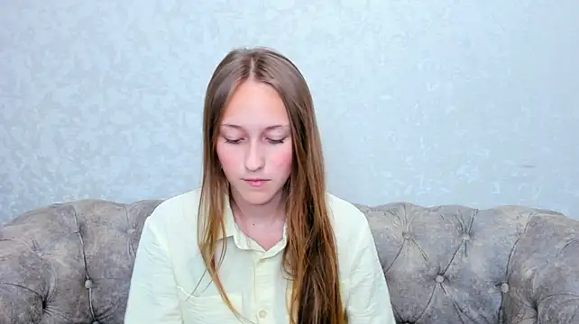 Calista_Everleig webcam