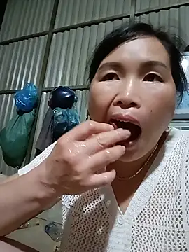 nana_nana99 webcam