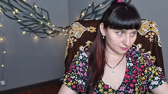 NinaFlawlees webcam