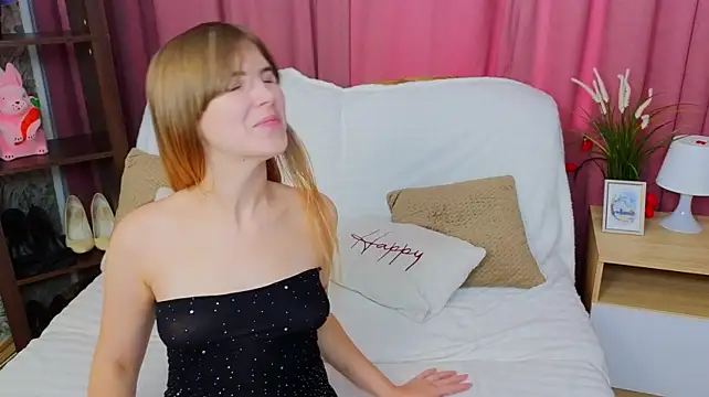EmilyCuper_ webcam