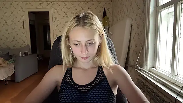 LisaBam webcam