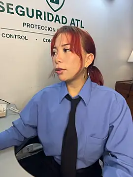 Zakura_66 webcam