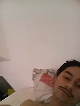 Shenejejshdb live cam on StripChat