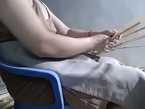 lilaesa live cam on StripChat