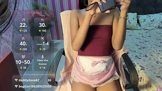 Mica_Jones webcam