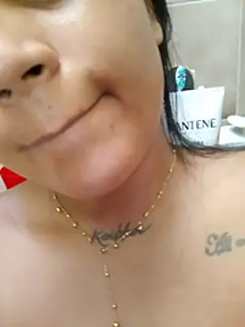 Zoe_Renata webcam