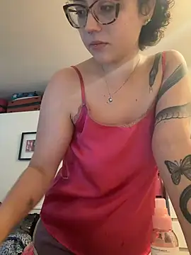 ladyturtle webcam