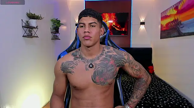 damian_latinxxx (M young) - ⭐I like this guy