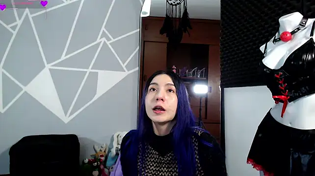 karlamoon23 webcam