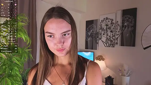 Nicole_Keller live cam on StripChat