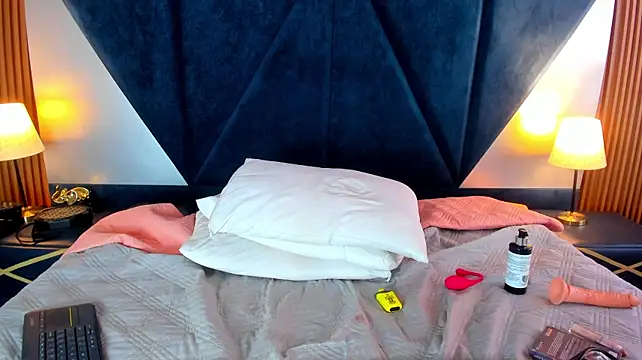 Olivia_Collinns1 webcam