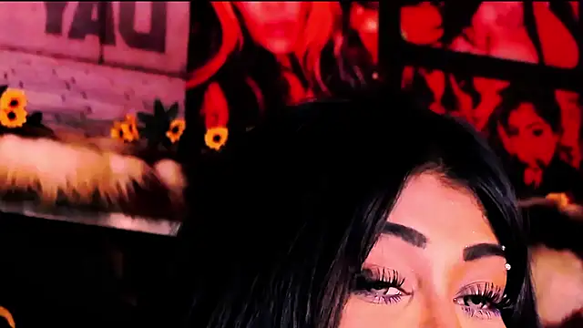 indian_dreamgirl webcam