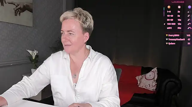 Nika_Smit webcam