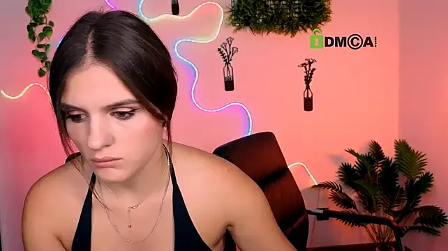 lisa_dark_ webcam