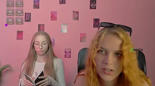 roxy_starr_ webcam