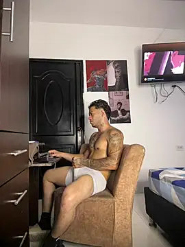Enzomoretti__ webcam
