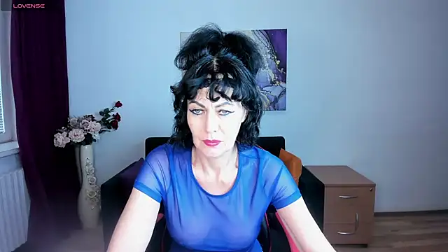 Silvia_Wallec live cam on StripChat