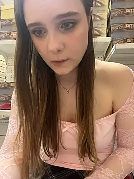Lunabelle_ live cam on StripChat