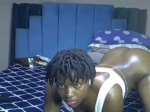 melanin_moon webcam