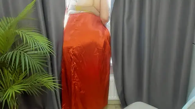 NikkiSummer webcam