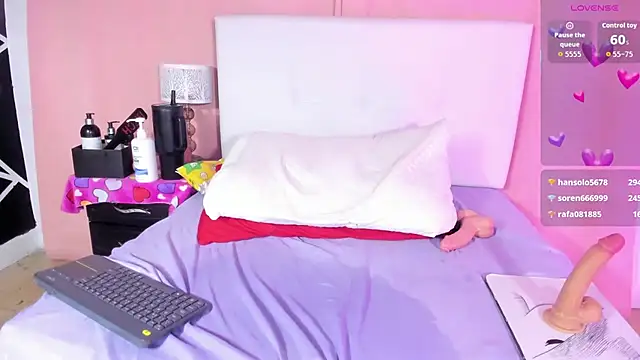 Celeste_Rox webcam