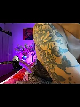 Naugth_channel_ts webcam
