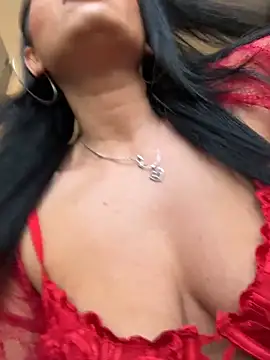 Hotmomcheckk_ webcam